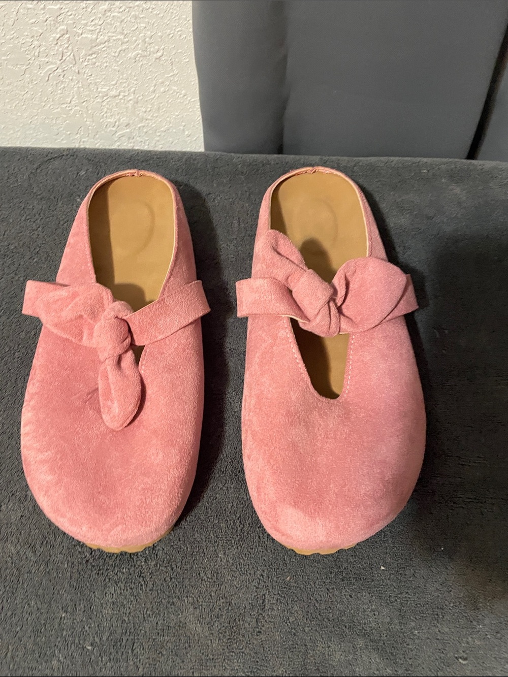 Women’s Pink Suede Knot-Detail Slip-On Mules NWOT